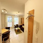 Haus Meeresblick - Ostseegold 1 24 & Ostseesilber 2 28 * Baabe
